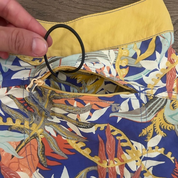 PATAGONIA Women's Wavefarer Short Jurassic Ferns (Violet Blue) Size 6 - Picture 6 of 8